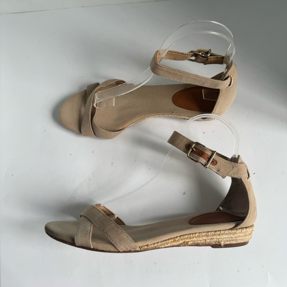 J. Crew Marina  Canvas tan criss-cross strappy Sandals. Size 8 - Picture 11 of 16